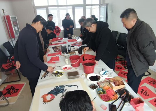 aee2e808e132bd4aa1b232cc6e2f6e52